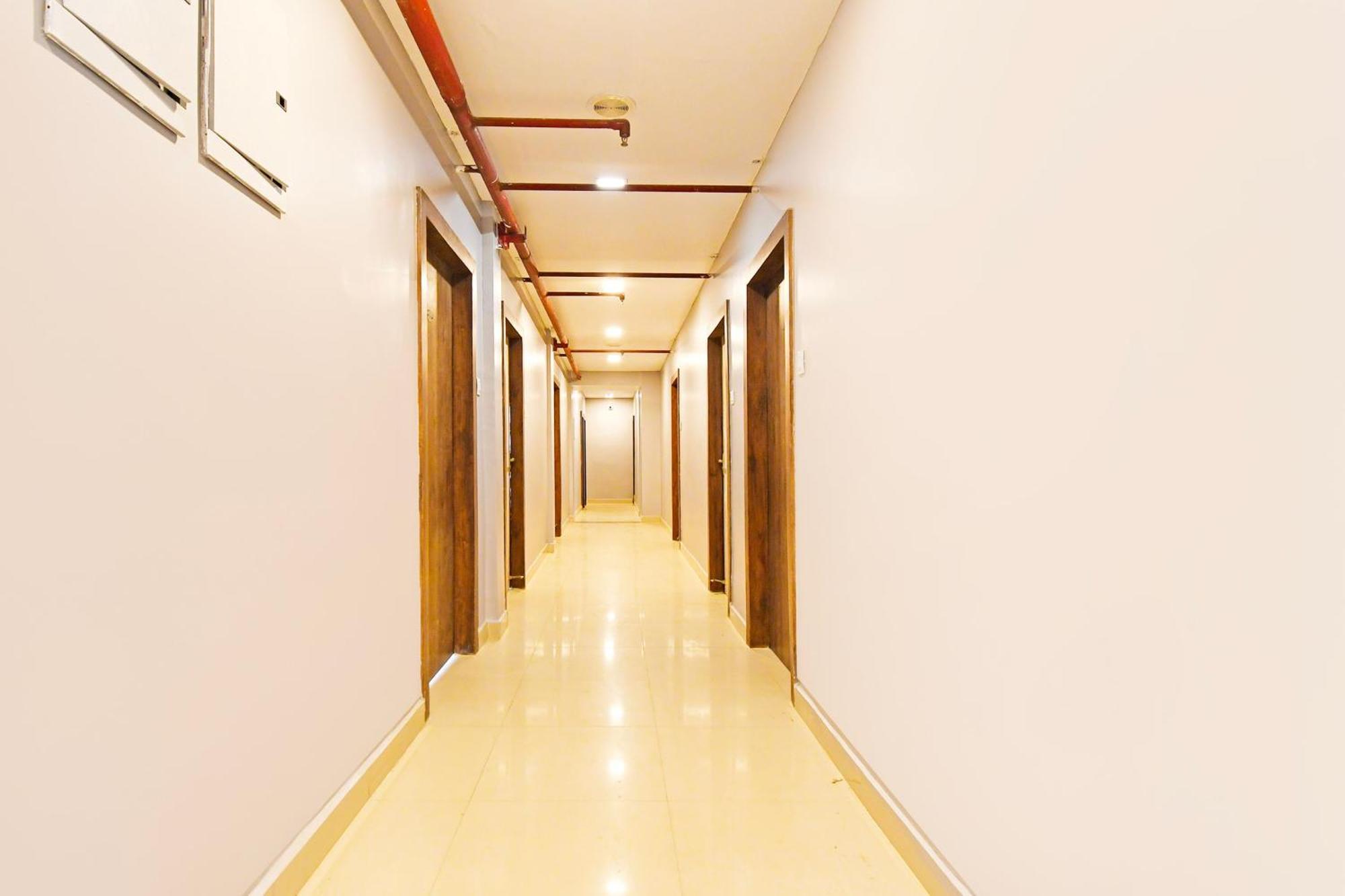 Hotel Super Townhouse Mancheswar Industrial Estate Bhubaneswar Exterior foto